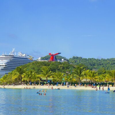 Roatán, una verdadera joya perdida en el Mar Caribe.